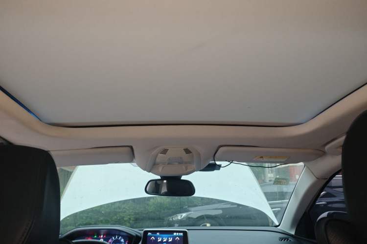 Used Peugeot 4008 2017 350THP Luxury Edition Headliner