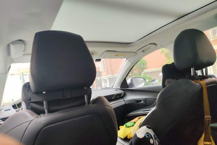 Used Peugeot 4008 2017 350THP Elite Edition Headliner
