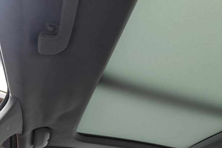 Used Peugeot 4008 2017 350THP Elite Edition Headliner