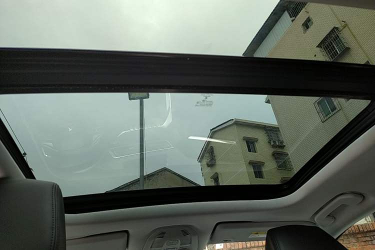 Used Peugeot 4008 2017 350THP Elite Edition Headliner