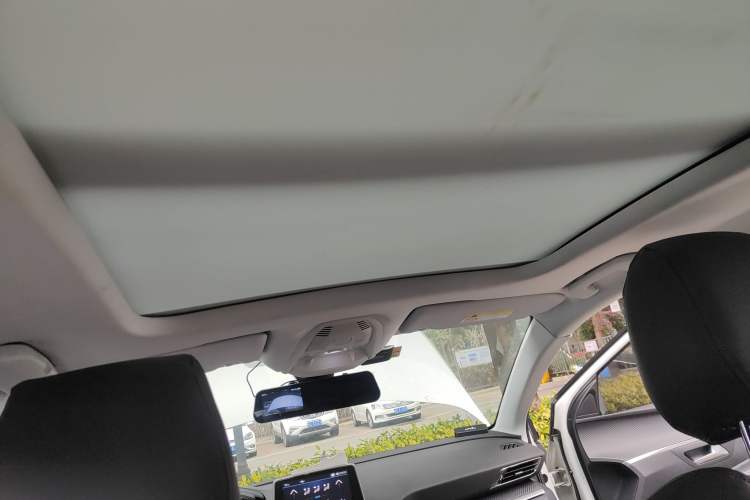 Used Peugeot 4008 2017 350THP Elite Edition Headliner