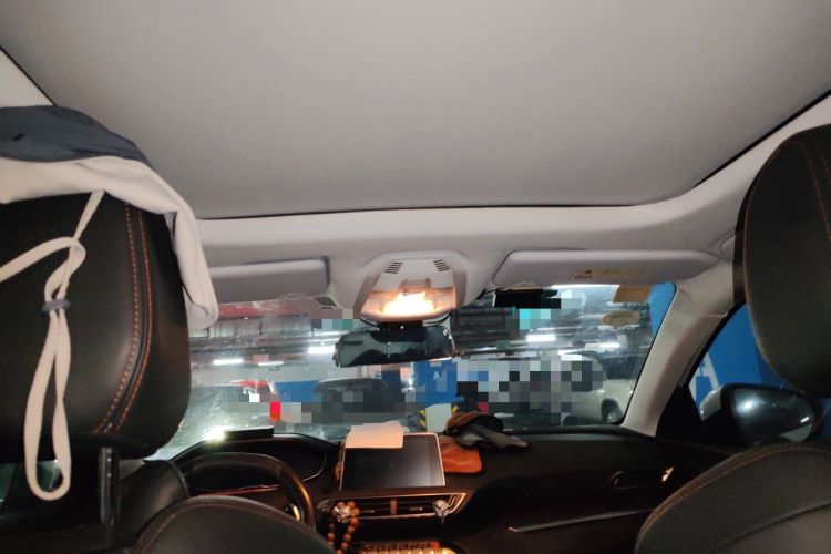 Used Peugeot 4008 2017 350THP Elite Edition Headliner