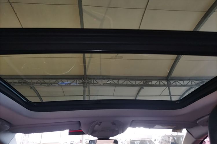 Used Peugeot 4008 2017 350THP Elite Edition Headliner