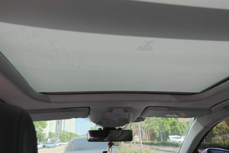 Used Peugeot 4008 2017 350THP Elite Edition Headliner
