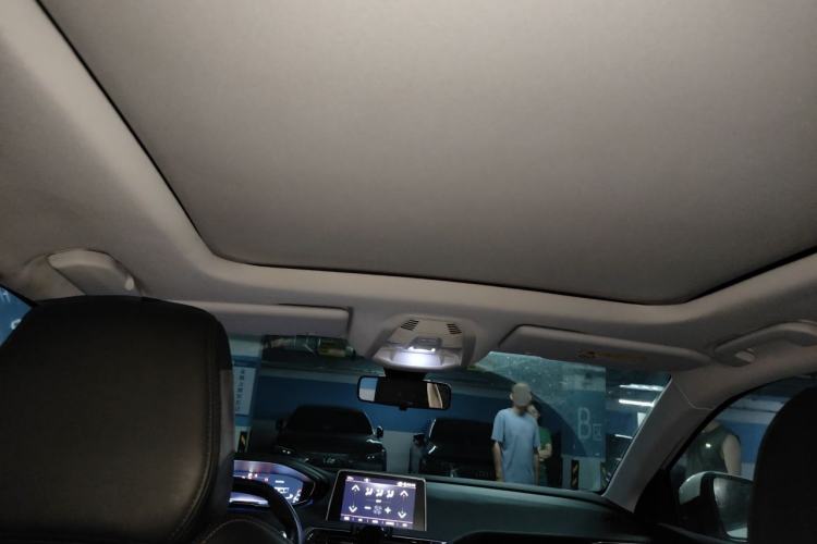 Used Peugeot 4008 2017 350THP Elite Edition Headliner