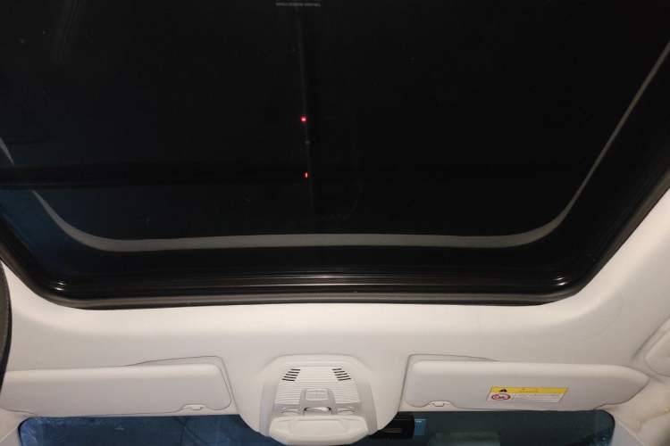 Used Peugeot 4008 2017 350THP Elite Edition Headliner