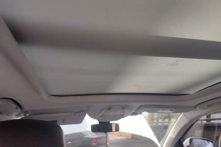 Used Peugeot 4008 2017 350THP Elite Edition Headliner