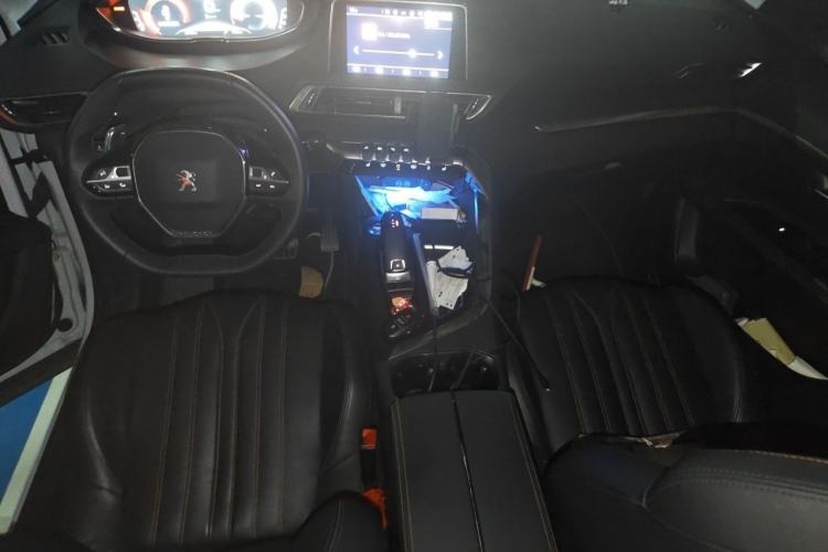 Used Peugeot 4008 2017 350THP Elite Edition Interior 2