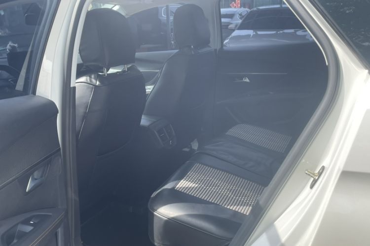 Used Peugeot 4008 2017 350THP Elite Edition Interior 4