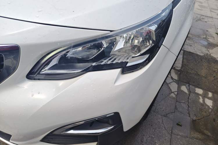 Used Peugeot 4008 2017 350THP Elite Edition Left Front Headlight