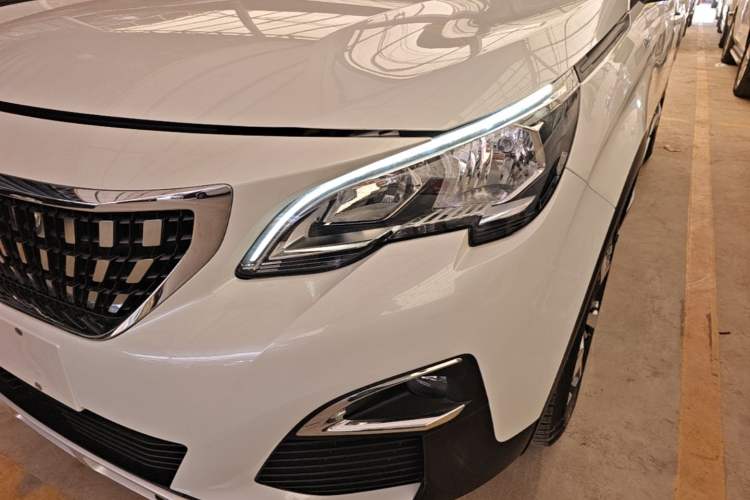 Used Peugeot 4008 2017 350THP Elite Edition Left Front Headlight