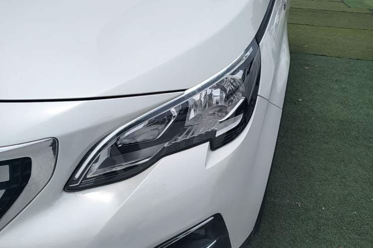 Used Peugeot 4008 2017 350THP Elite Edition Left Front Headlight