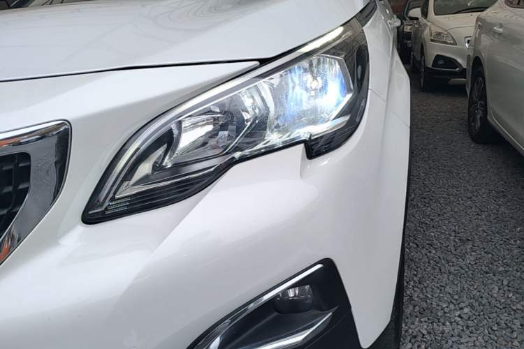 Used Peugeot 4008 2017 380THP Elite Edition Left Front Headlight
