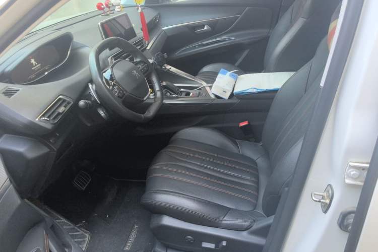 Used Peugeot 4008 2017 350THP Elite Edition Left Front Seat