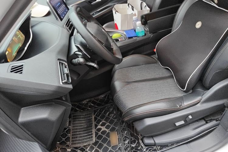 Used Peugeot 4008 2017 350THP Elite Edition Left Front Seat