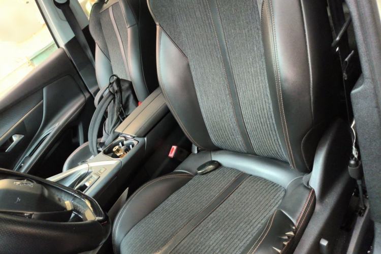 Used Peugeot 4008 2017 350THP Elite Edition Left Front Seat