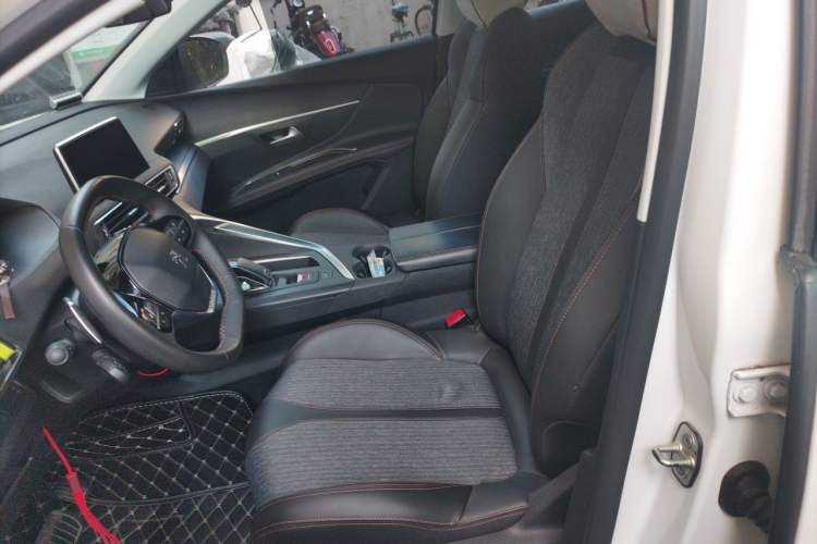Used Peugeot 4008 2017 350THP Elite Edition Left Front Seat