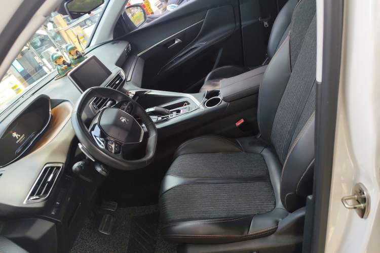 Used Peugeot 4008 2017 350THP Elite Edition Left Front Seat