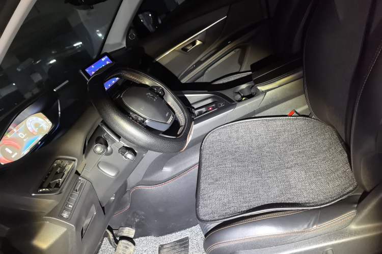 Used Peugeot 4008 2017 350THP Elite Edition Left Front Seat