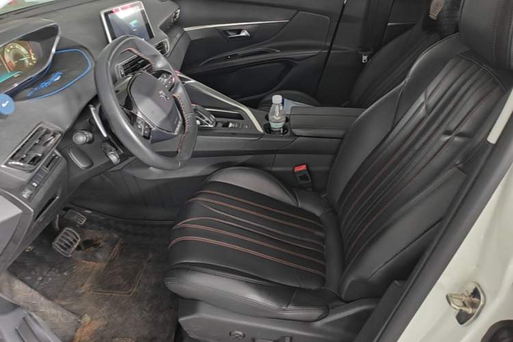 Used Peugeot 4008 2017 350THP Elite Edition Left Front Seat