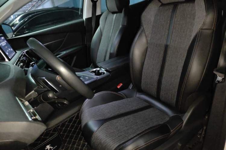 Used Peugeot 4008 2017 350THP Elite Edition Left Front Seat