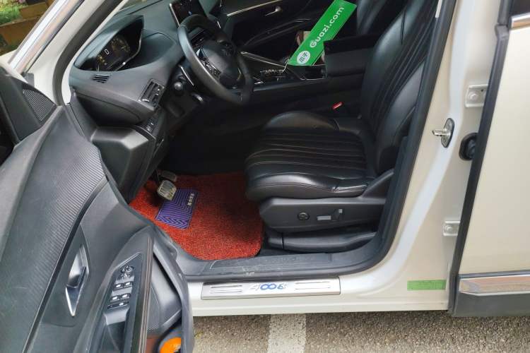 Used Peugeot 4008 2017 350THP Elite Edition Left Front Seat