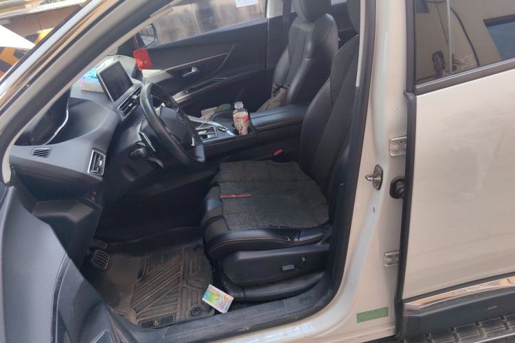 Used Peugeot 4008 2017 350THP Elite Edition Left Front Seat