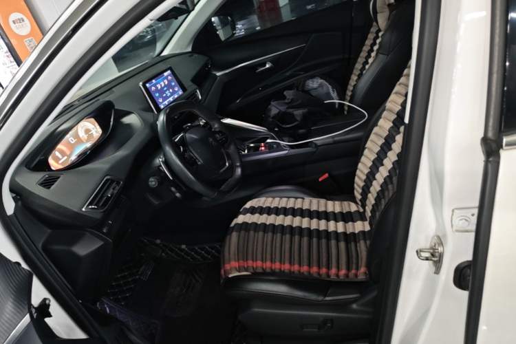 Used Peugeot 4008 2017 350THP Elite Edition Left Front Seat