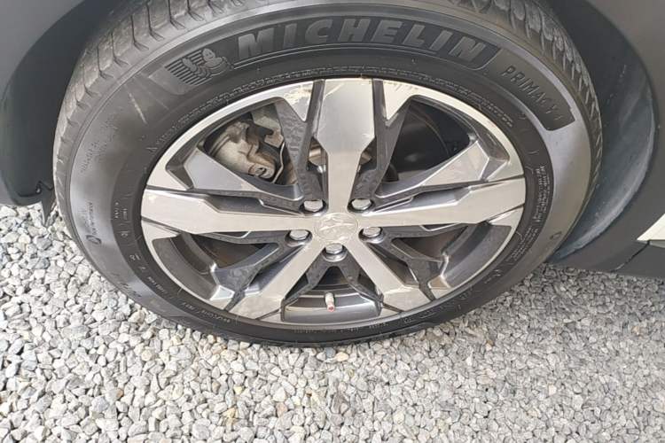 Used Peugeot 4008 2017 380THP Elite Edition Left Front Wheel Hub