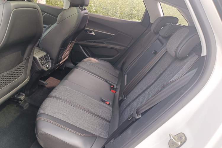 Used Peugeot 4008 2017 350THP Elite Edition Left Rear Seat