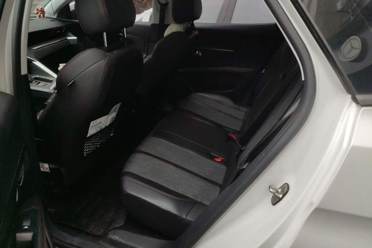 Used Peugeot 4008 2017 350THP Elite Edition Left Rear Seat