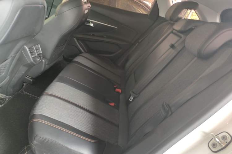 Used Peugeot 4008 2017 350THP Elite Edition Left Rear Seat