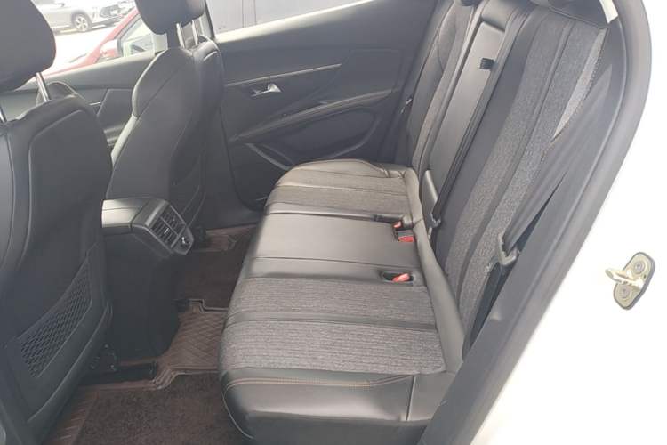 Used Peugeot 4008 2017 350THP Elite Edition Left Rear Seat