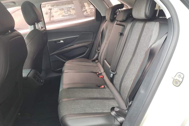 Used Peugeot 4008 2017 350THP Elite Edition Left Rear Seat