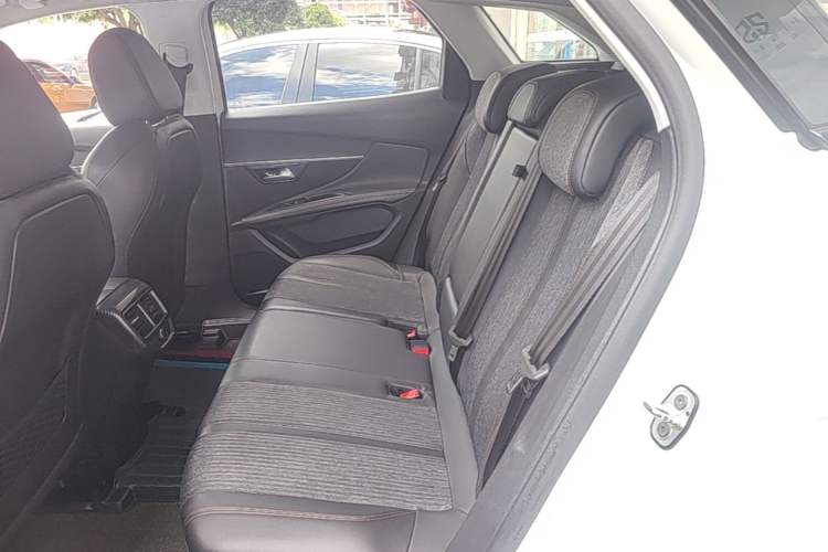 Used Peugeot 4008 2017 350THP Elite Edition Left Rear Seat