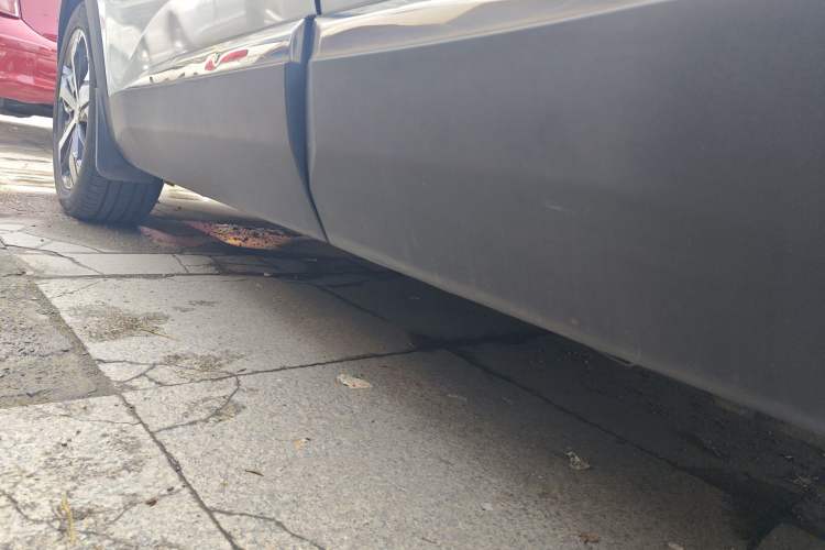 Used Peugeot 4008 2017 350THP Elite Edition Left Side Sill