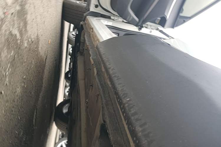 Used Peugeot 4008 2017 350THP Elite Edition Left Side Sill