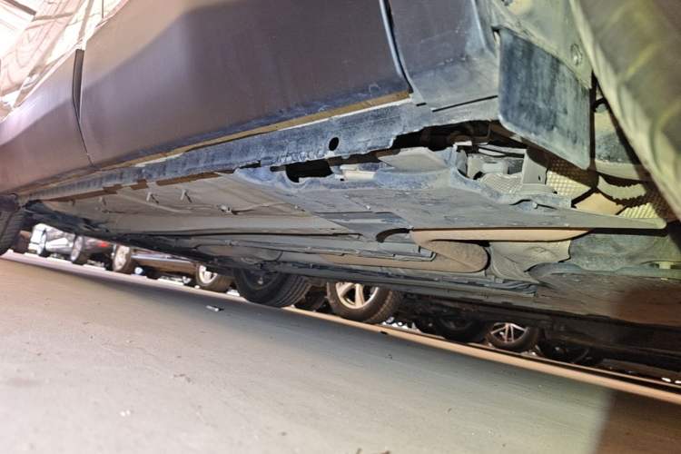 Used Peugeot 4008 2017 350THP Elite Edition Left Side Sill