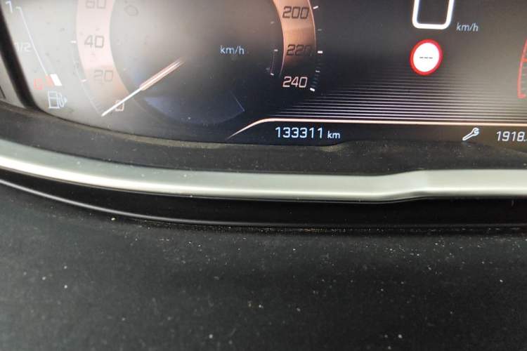Used Peugeot 4008 2017 350THP Luxury Edition Odometer Close Up