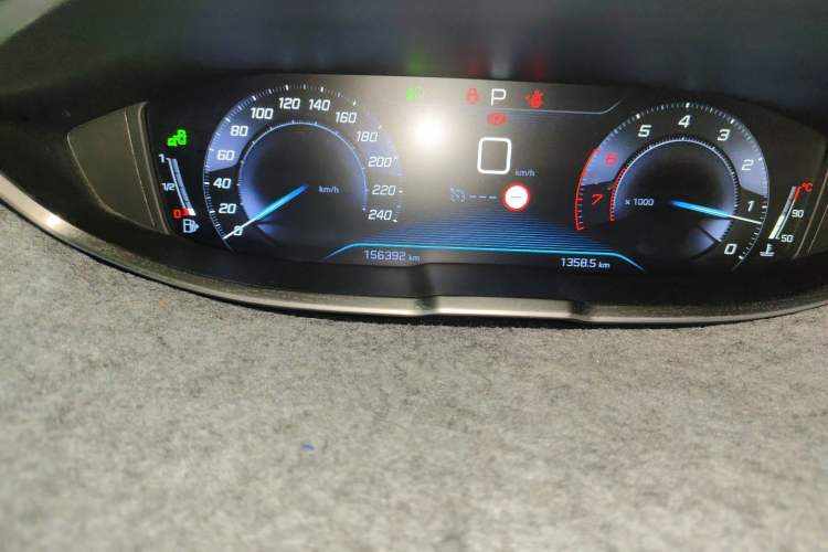 Used Peugeot 4008 2017 350THP Luxury Edition Odometer Close Up