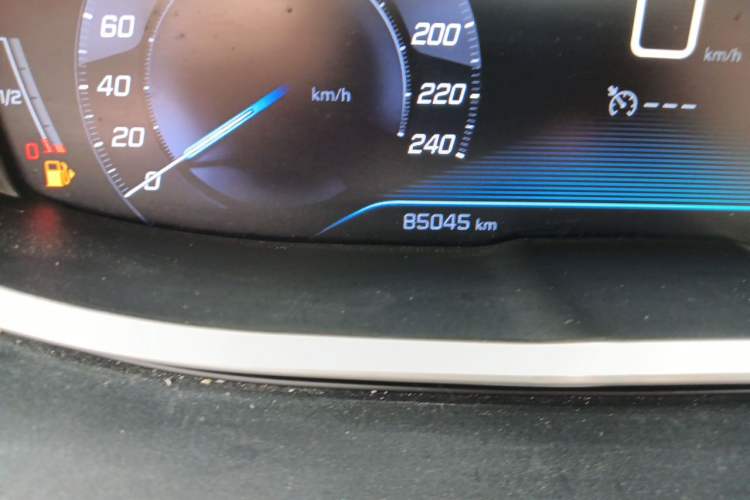 Used Peugeot 4008 2017 350THP Elite Edition Odometer Close Up