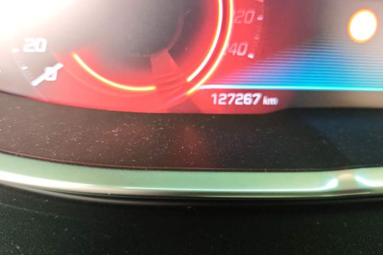 Used Peugeot 4008 2017 350THP Luxury Edition Odometer Close Up