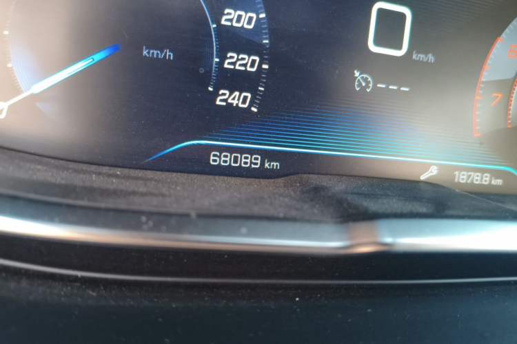 Used Peugeot 4008 2017 350THP Elite Edition Odometer Close Up