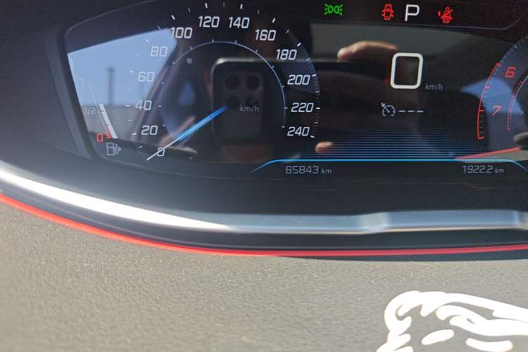 Used Peugeot 4008 2017 350THP Elite Edition Odometer Close Up