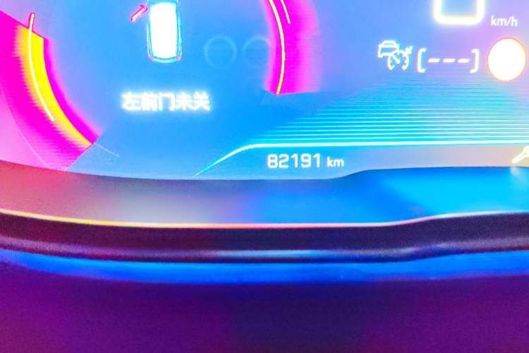 Used Peugeot 4008 2017 380THP Luxury Edition Odometer Close Up