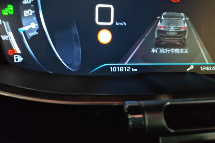 Used Peugeot 4008 2017 350THP Luxury Edition Odometer Close Up