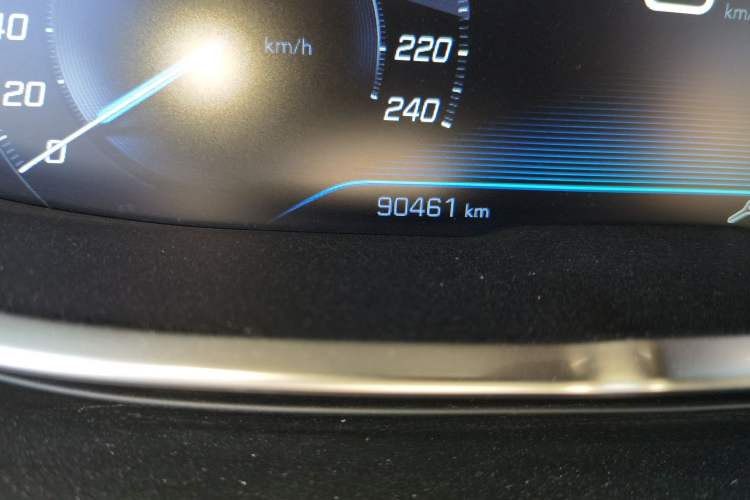 Used Peugeot 4008 2017 350THP Elite Edition Odometer Close Up