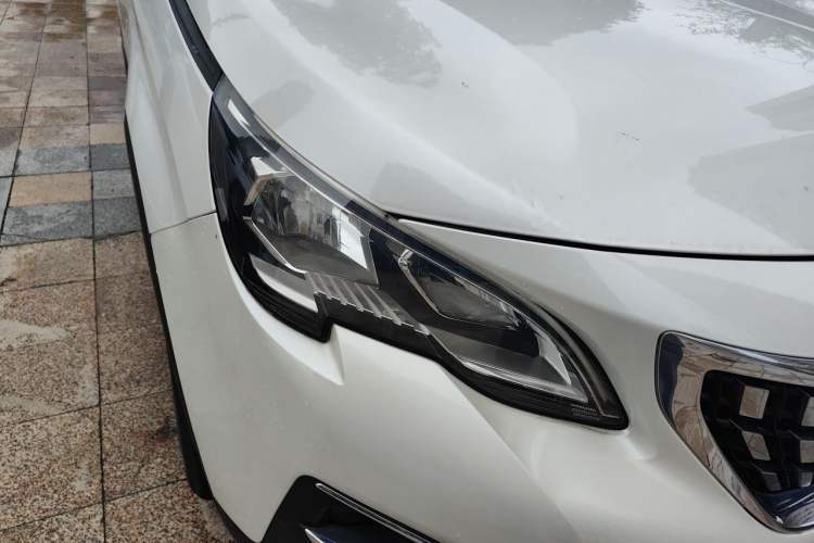 Used Peugeot 4008 2017 350THP Elite Edition Right Front Headlight