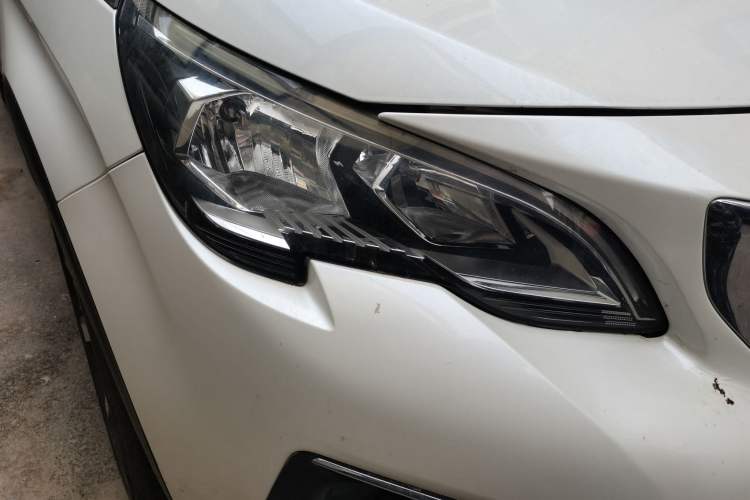 Used Peugeot 4008 2017 350THP Elite Edition Right Front Headlight
