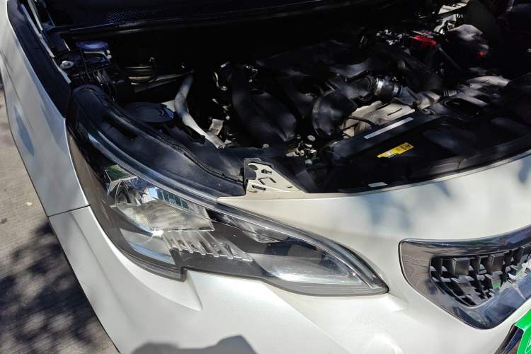 Used Peugeot 4008 2017 350THP Elite Edition Right Front Headlight